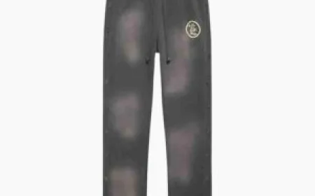 Hellstar Sweatpants: Comfort Meets Street Style