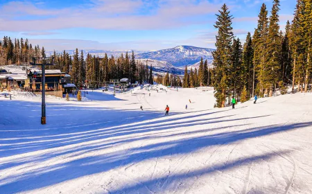 Flights to Colorado: Best Tips to Explore the Rockies