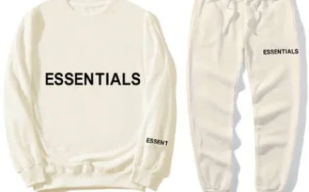 Essentials Hoodie Brown: A Timeless Wardrobe Staple