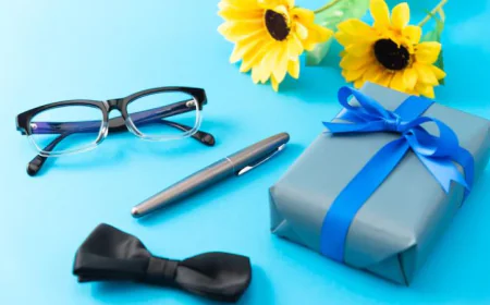 How to Choose Meaningful Gifts for Clients & Employees : Corporate Gift Ideas