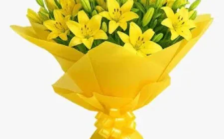 Choose the Exquisite Collection of Flowers Offered by Experts at FlowersMart