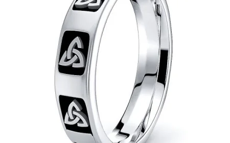 Design Your Own Wedding Ring – A Unique Symbol of Your Love Story