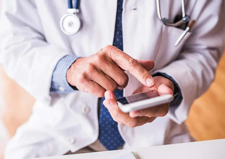 Two-Way Texting in Healthcare: How SMS is Transforming Patient Communication