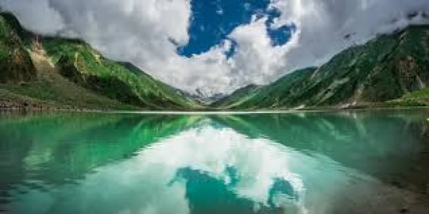"Naran-Kaghan Valley Tours 2025: Lakes, Meadows & Mountain Bliss"