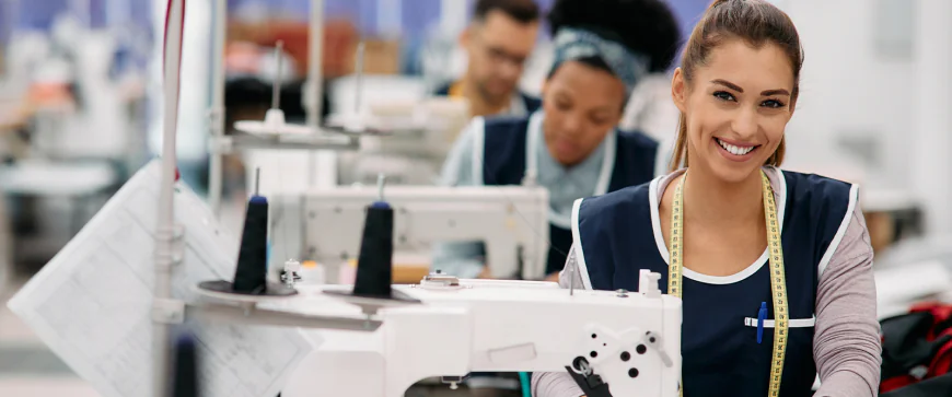 Why Working with Custom Athletic Apparel Manufacturers Matters to Your Brand