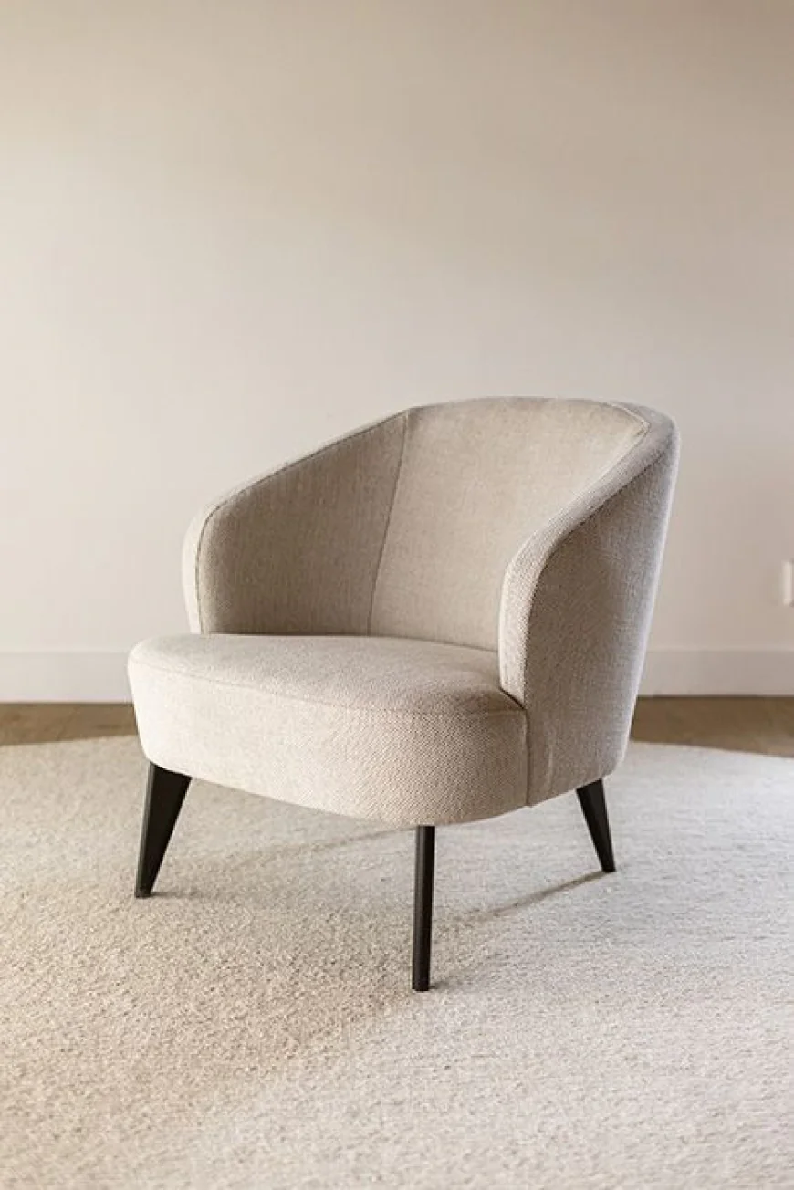 Armchairs and Accent Chairs in Dubai: Comfort Meets Style