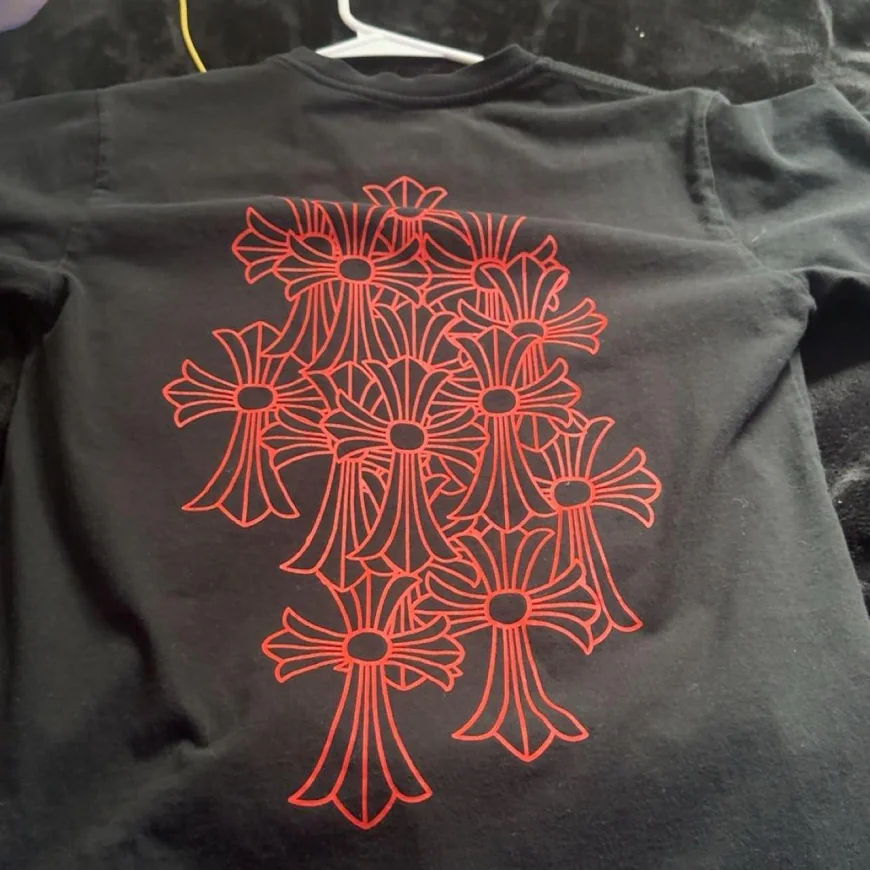 Chrome Hearts Pocket T Shirt Dagger: The Icon of Streetwear Luxury