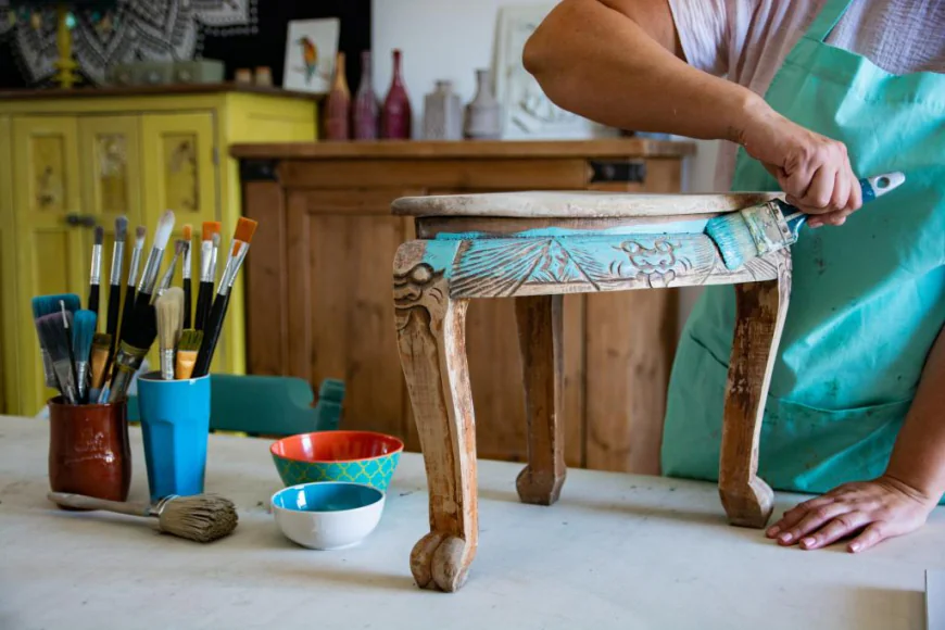 Furniture Painting Dubai – Give Your Old Furniture a Fresh New Look