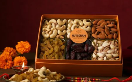 Premium Dry Fruits Gift Pack: A Healthy Raksha Bandhan Gifting Choice