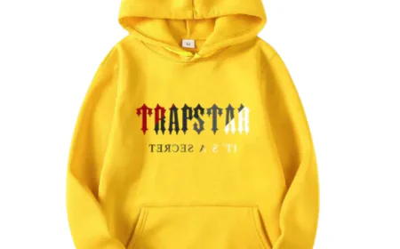 Tuta Trapstar: Comfort, Stile e Autenticità nello Streetwear Moderno
