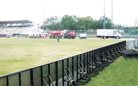 How Mojo Barricade on Rent Ensures Safety and Crowd Control at Large Gatherings