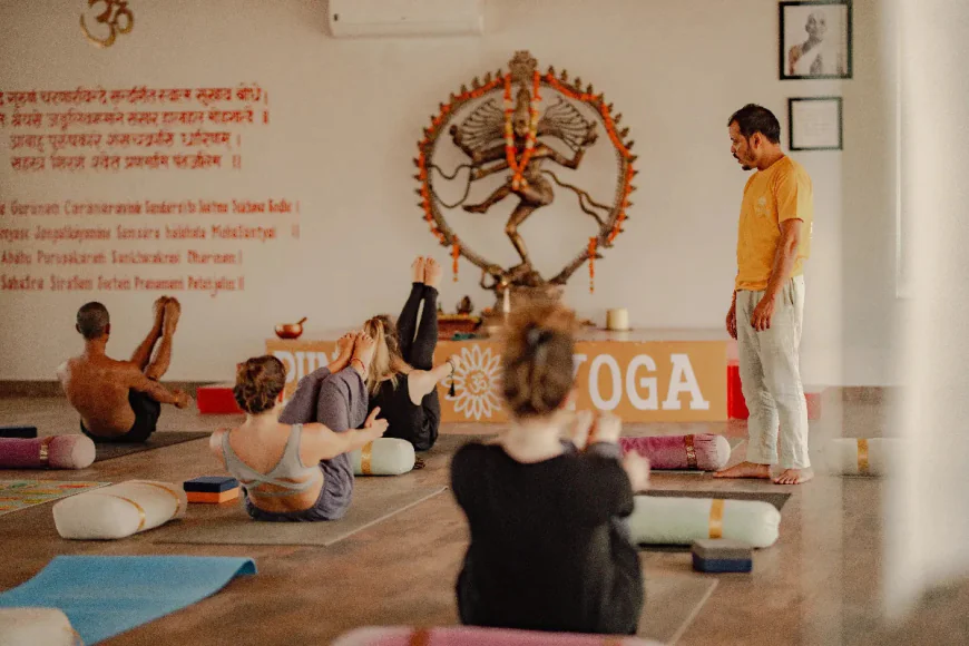 200 hour yoga teacher training in rishikesh