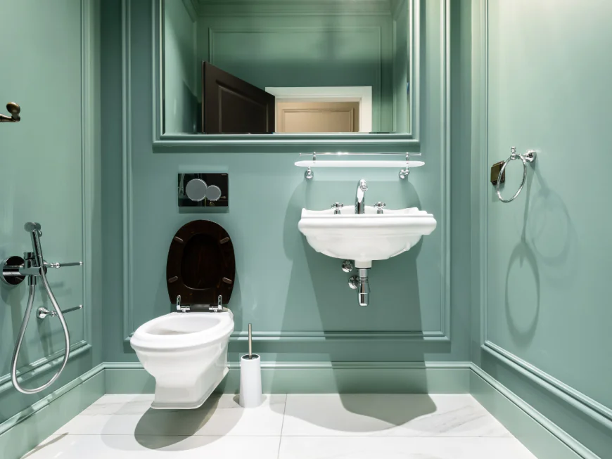Top Reasons to Hire Experts for Toilet Setup