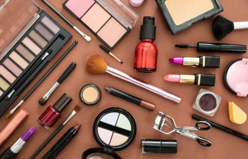 Southeast Asia Cosmetics Market ]Trends, Outlook and Forecast 2025-2033