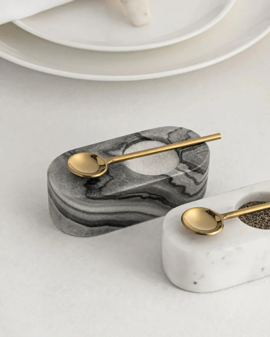 Modern Personalised Gift Items for Digital Age Celebrations