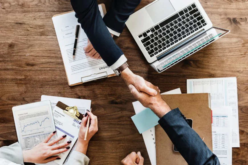 Choosing the Right Web Design Agency: How to Build a Website That Boosts Your Brand