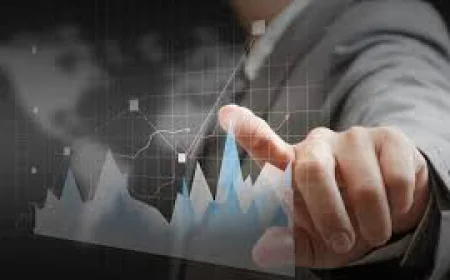 Find the Best Stock Advisor in India to Grow Your Wealth Safely