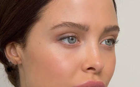 هل يمكن لحقن الشفاه أن يعالج عدم التناسق؟