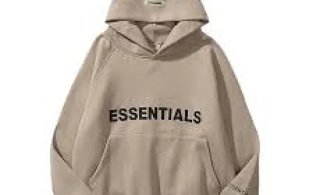 Essentials Hoodie The Harmony Between Ease and Sophistication