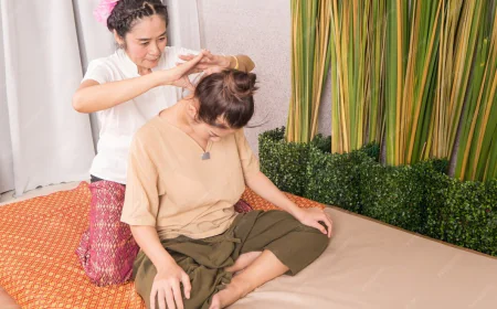 How to Book Professional Acupressure Therapy at Home