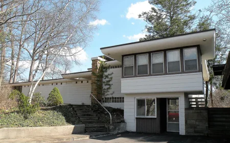 No Furniture? No Problem! The Perks of Fully Furnished Ithaca Apartments