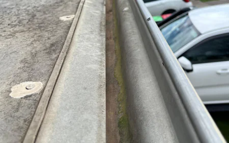 Professional Gutter Cleaning Breakwater – Keep Your Gutters Clear and Flowing