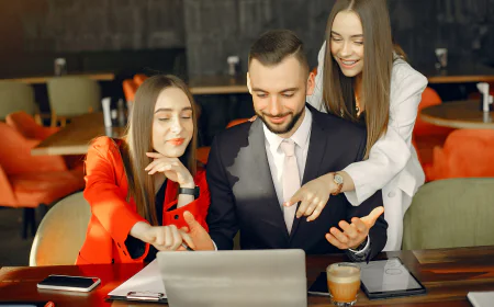 Building a Powerful Online Presence From Day One: A Complete Guide for Modern Businesses