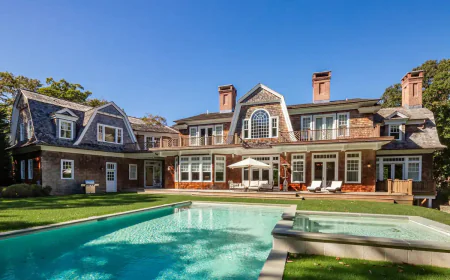 Why Do Coastal Escapes in the Hamptons Feel So Captivating?