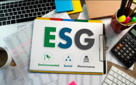 ESG 管理軟體 vs. 傳統手動報告：企業不可錯過的關鍵優勢