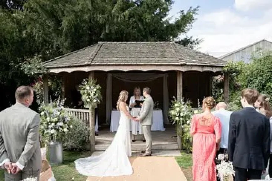 Best Local Wedding Photographer in Aylesbury