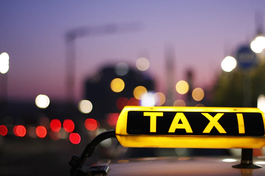 Save Time & Money with Farnham Taxis Services