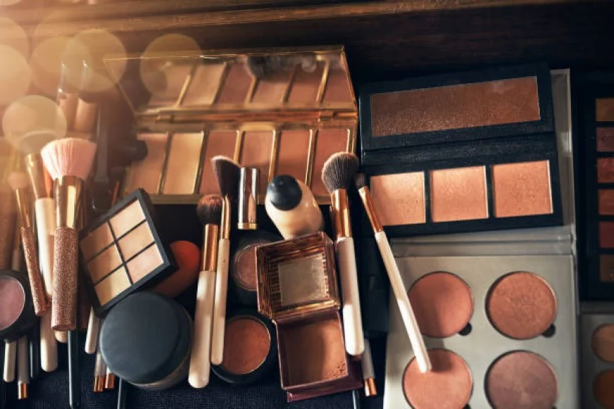 Why Cosmetics Face Powder is a Makeup Essential