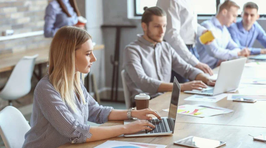 How Efficient Payroll Management Strengthens Local Businesses