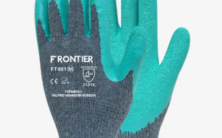 Understanding the Use of Nitrile Hand Gloves: A Vital Safety Gear for Electrical Work