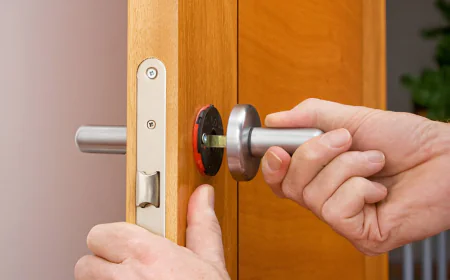 24 Hour Locksmith -How N1 Locksmiths Help in Urgent Moments
