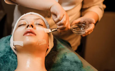 Chemical Peels in Riyadh: How to Maximize Treatment Benefits at Home