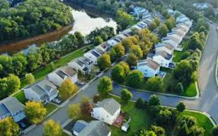 Benefits of Choosing Homes in Self-Sustained, Integrated Communities