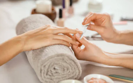 How Seasonal Weather Affects Your Nails and Cuticles