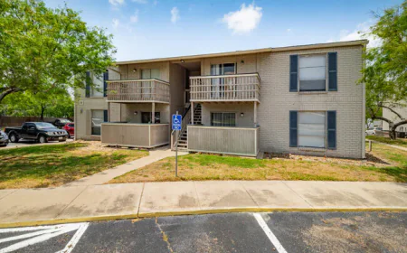 How Apartment Shape Influences Movement and Flow