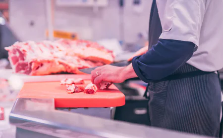 From Click to Kitchen: How Online Butcher Services Work in Dubai