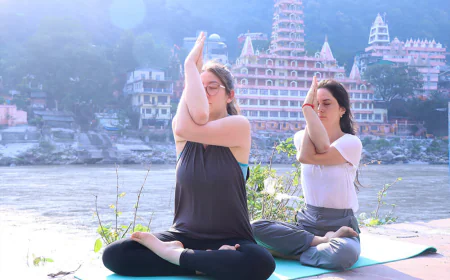 Why You Should Join a Detox Retreat in Rishikesh This Year