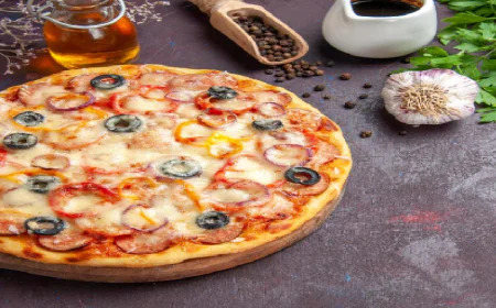 Satisfy Cravings Fast with the Best Food Delivery Nearby