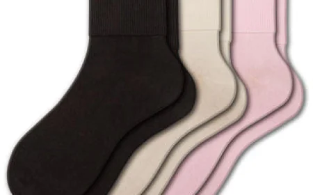 Buy girls' cotton tights online with everyday school comfort in mind