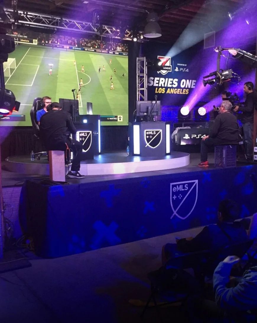 Does investing higher in unique trade show booth ideas make a difference?