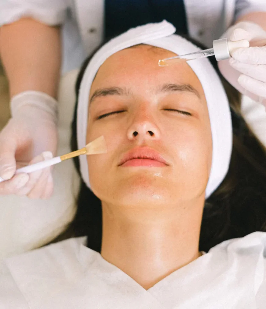 Facial Treatment Dubai: Popular Services for Radiance