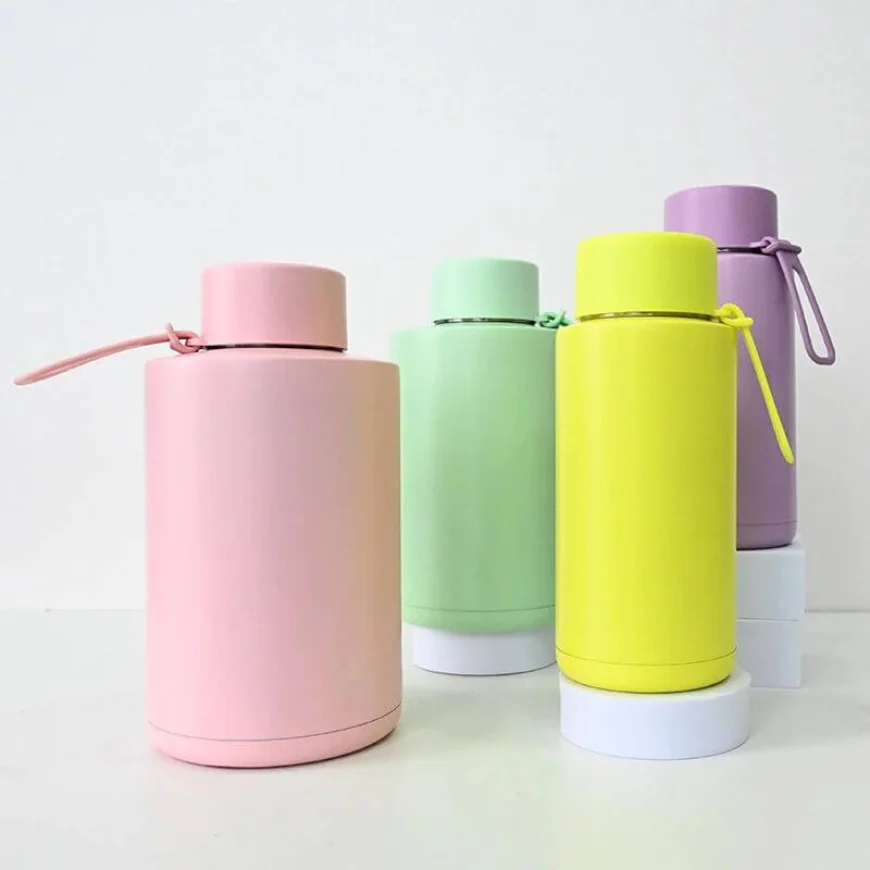 How Custom Made Water Bottles Fit Into Workplace and Outdoor Usage