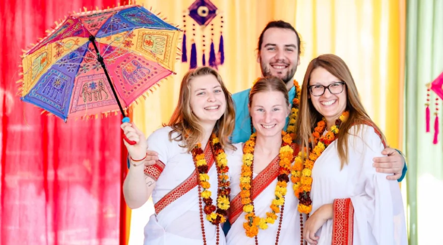 Best 200 Hour Yoga Teacher Training in Rishikesh for Authentic Yoga Education