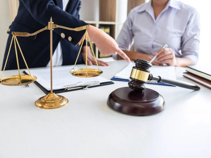 Best Cyber Crime Lawyer In Delhi For Digital Crime Defence