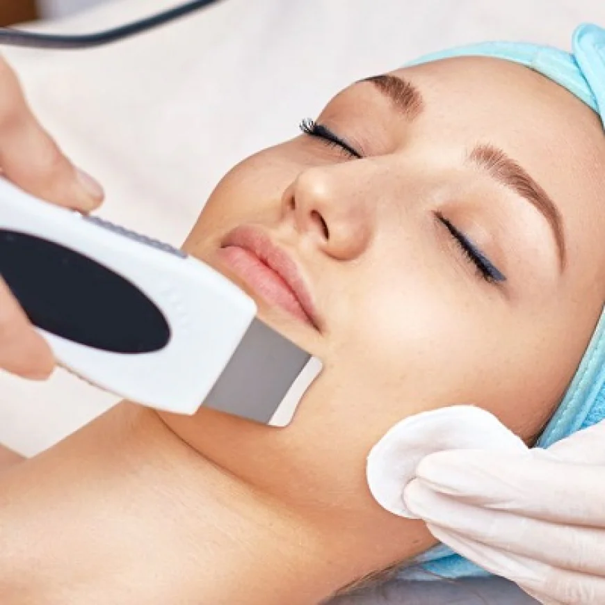 Dermatologists Explain How to Prevent Early Wrinkles