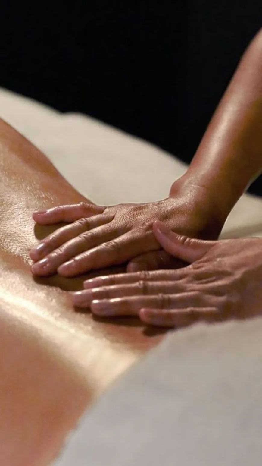 Lymphatic Massage Treatment to Reduce Fluid Build-Up